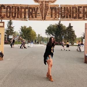 Meet your Posher, Darcy